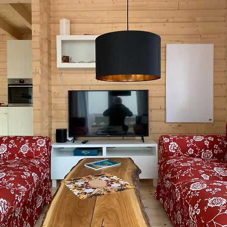 Lodge Klausdorf * Klausdorf (Vorpommern-Rugen)